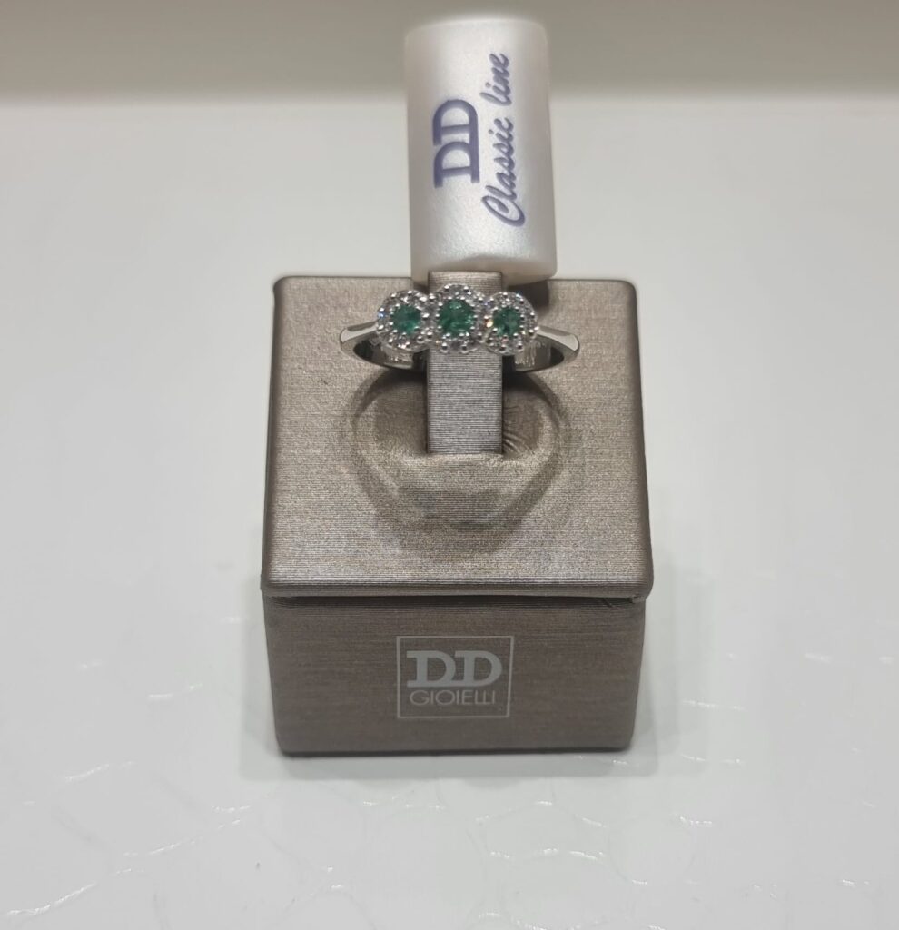 Gioielleria De Santis DAVITE & DELUCCHI Trilogy Diamanti Kt. 0,17 e Smeraldi Kt. 0,16