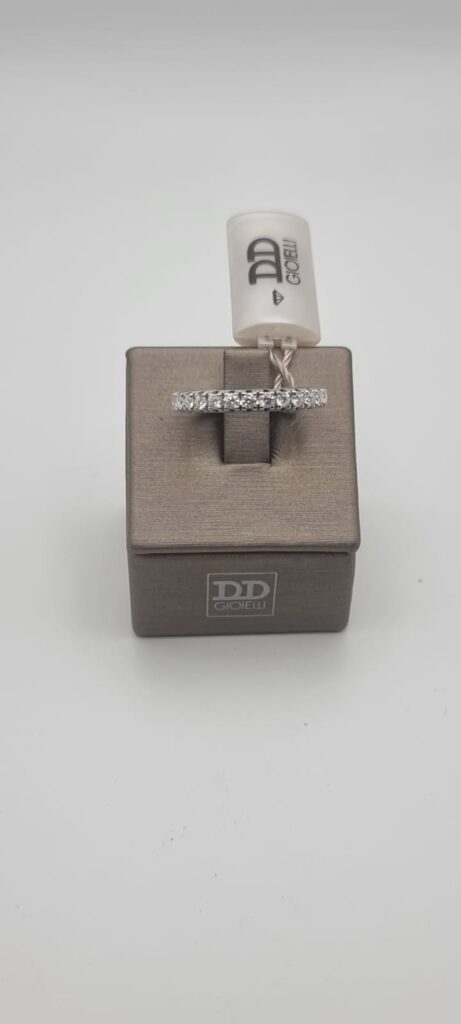 Gioielleria De Santis DAVITE & DELUCCHI Fedina a giro dito in oro bianco 18 kt. con brillanti Kt. 0,90