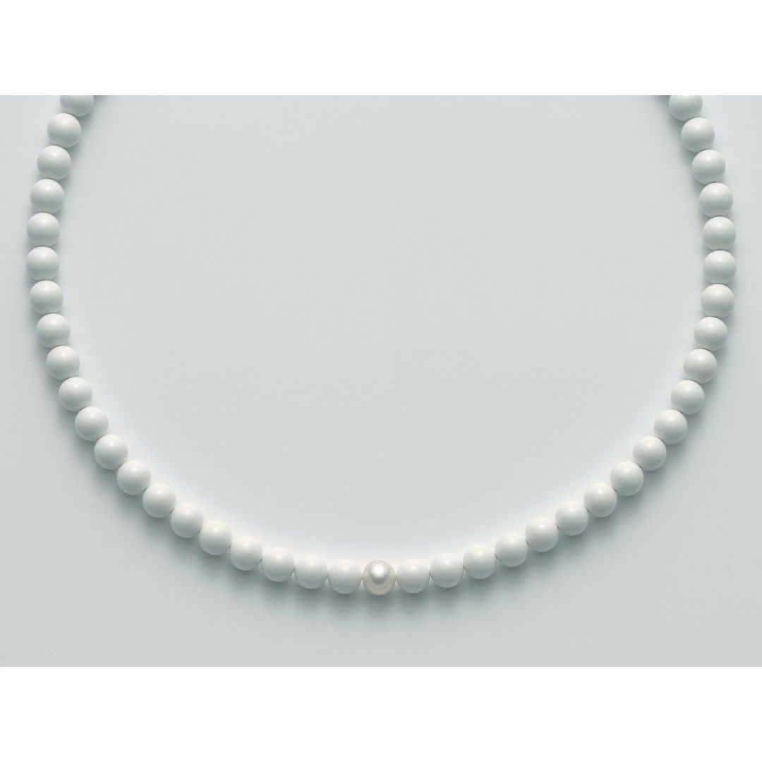 Gioielleria De Santis Miluna con Corallo Bianco e Perla