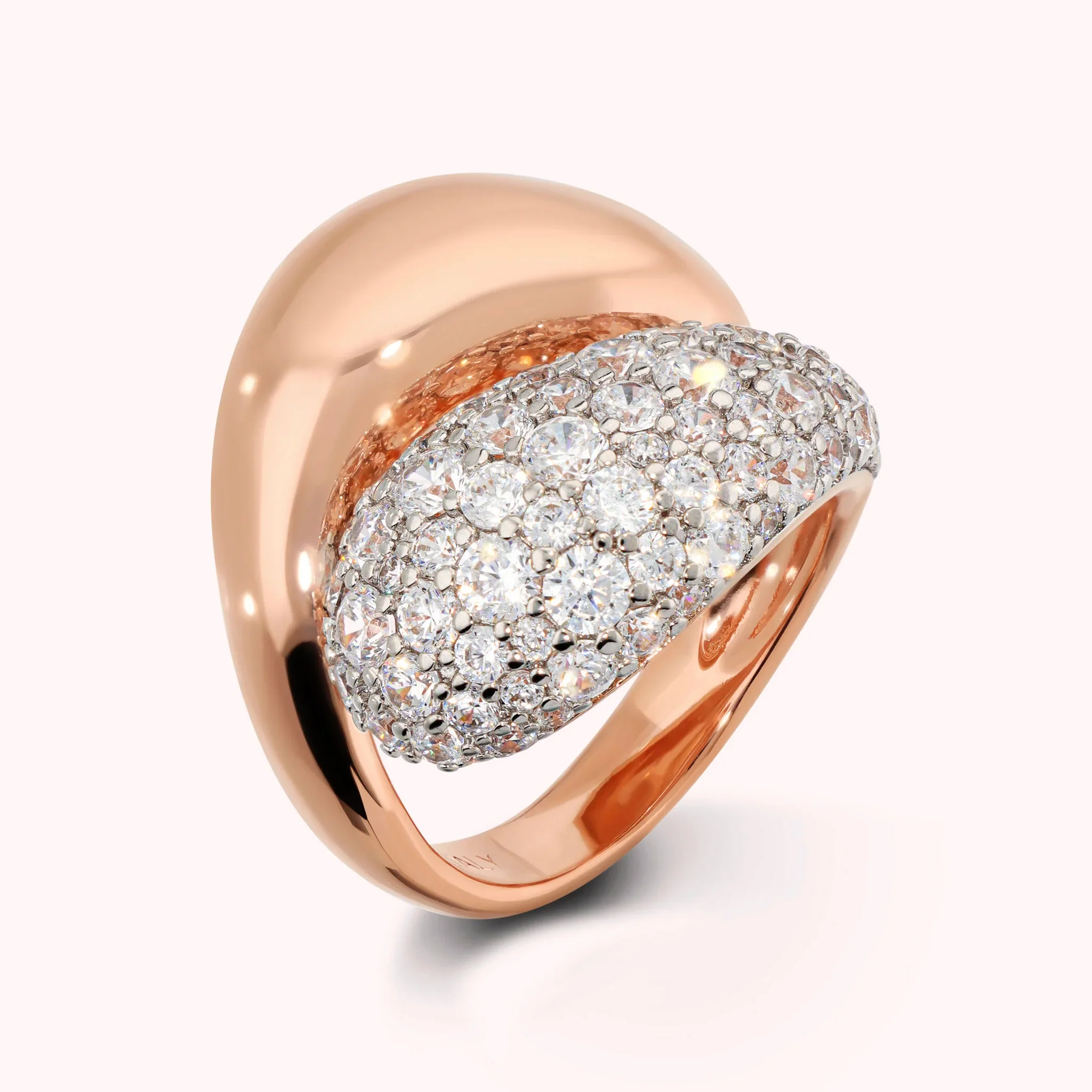 BRONZALLURE Anello Contrarié Lucido e con Pavé di Cubic Zirconia MISURA 20