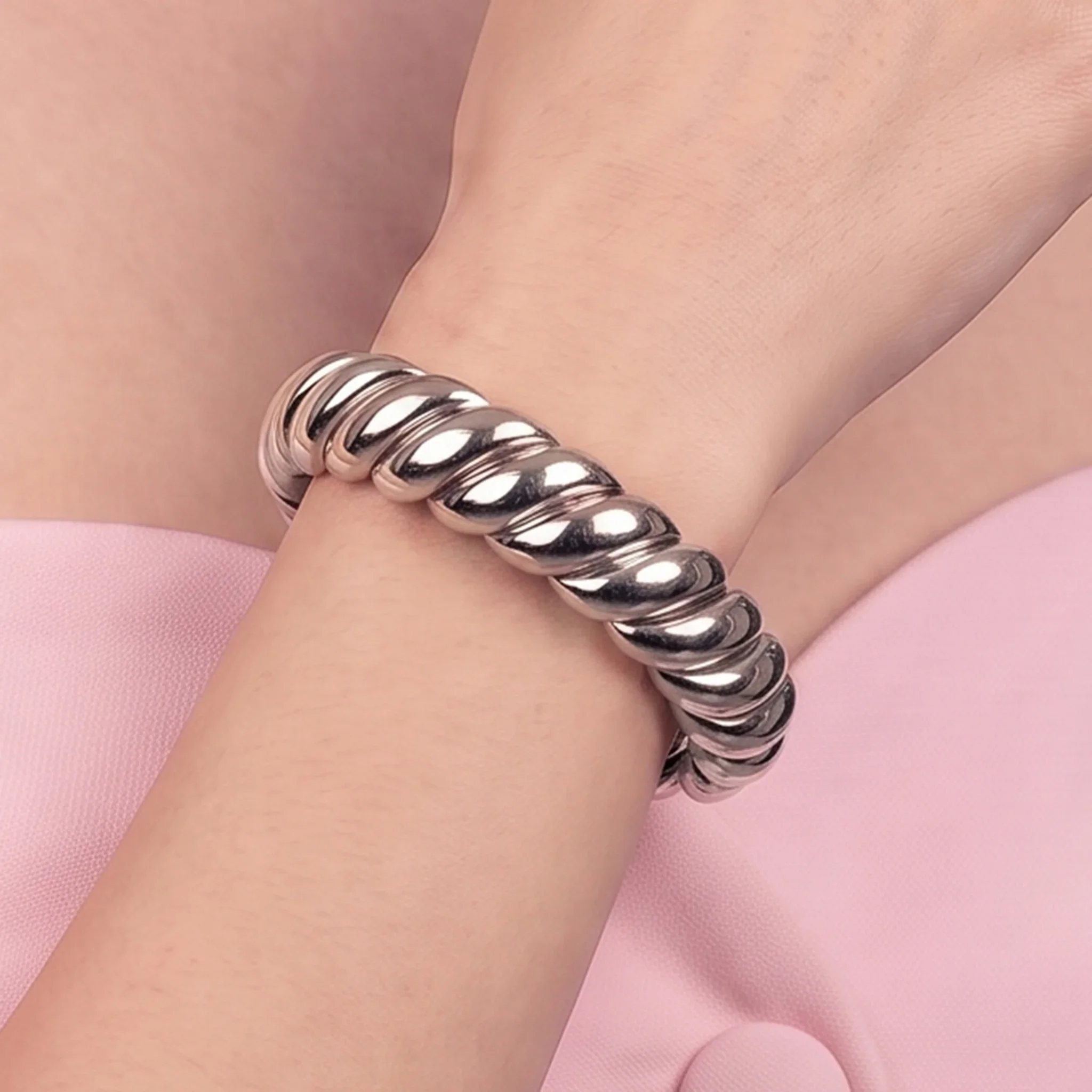BRONZALLURE Bracciale Elastico Estensibile con Design a Tubogas Placcato Oro 18Kt - immagine 3