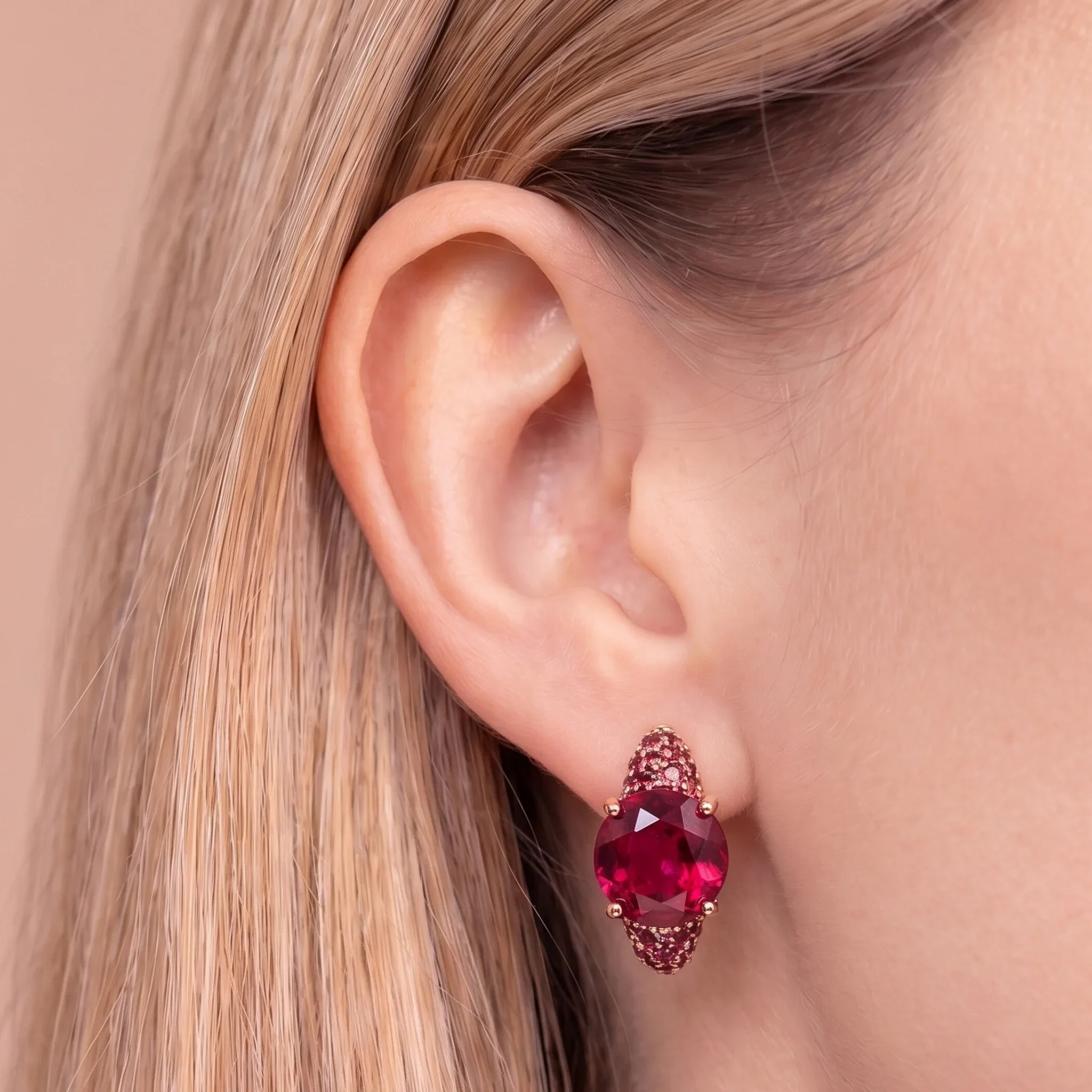 BRONZALLURE Orecchini a Cerchio con Pavé Misto e Prisma Gem ROSSO - immagine 3