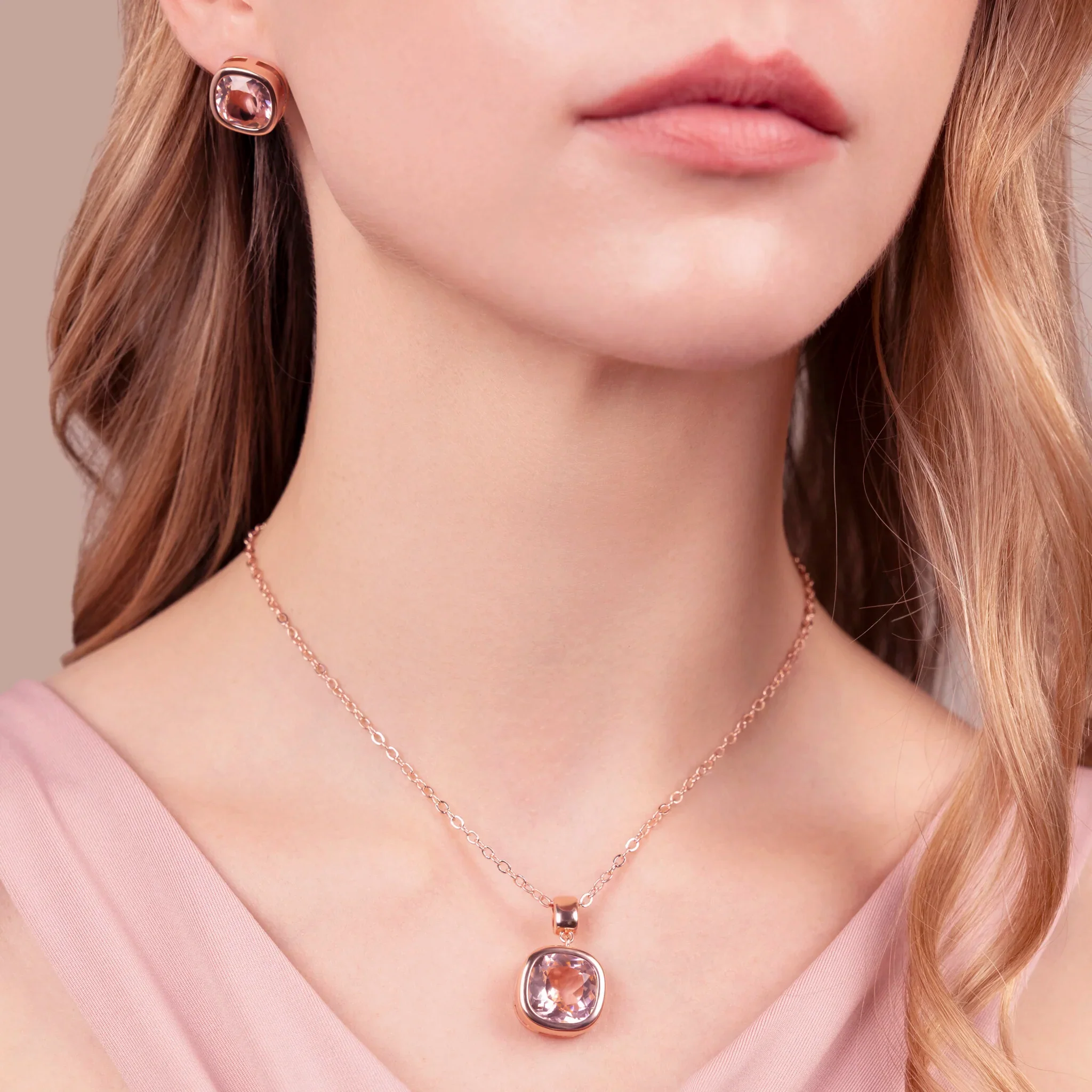BRONZALLURE Collana con Punto Luce in Prisma Gem Taglio Cushion ROSA - immagine 3