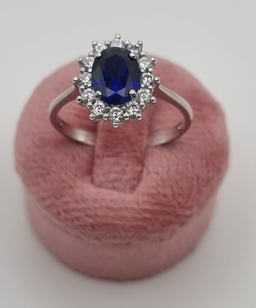 Gioielleria De Santis Anello da donna in oro bianco con zirconi BLU